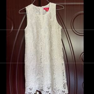 White novelty lace dress! Catherine Malandrino